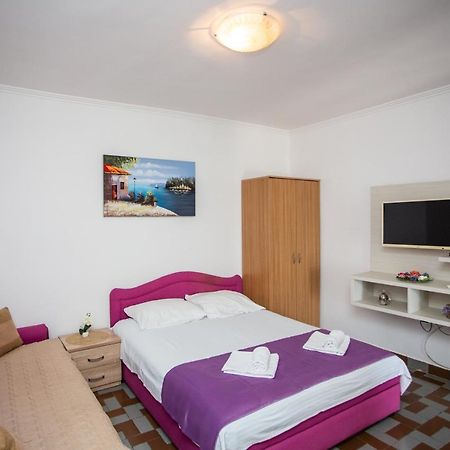 Apartments Jelena Ulcinj Eksteriør billede