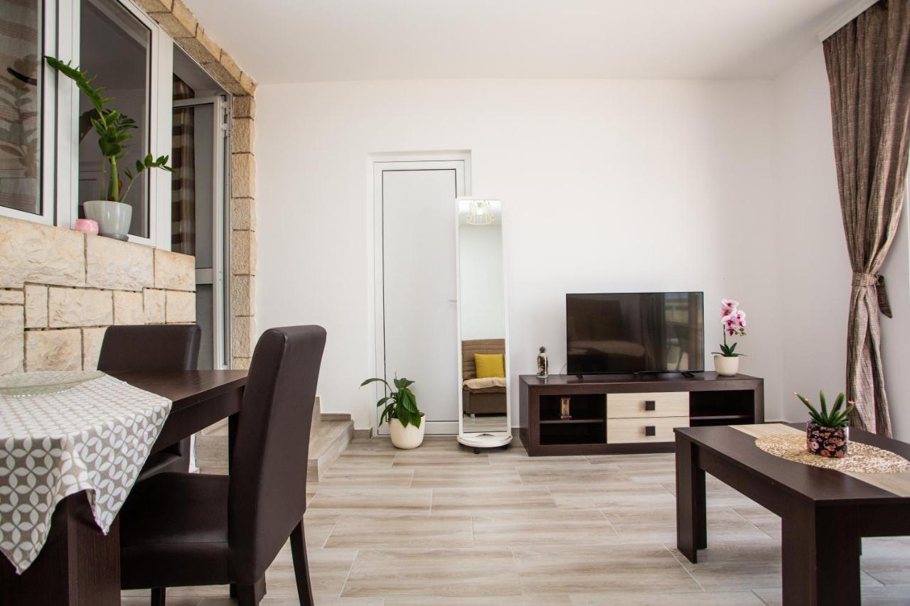 Apartments Jelena Ulcinj Eksteriør billede